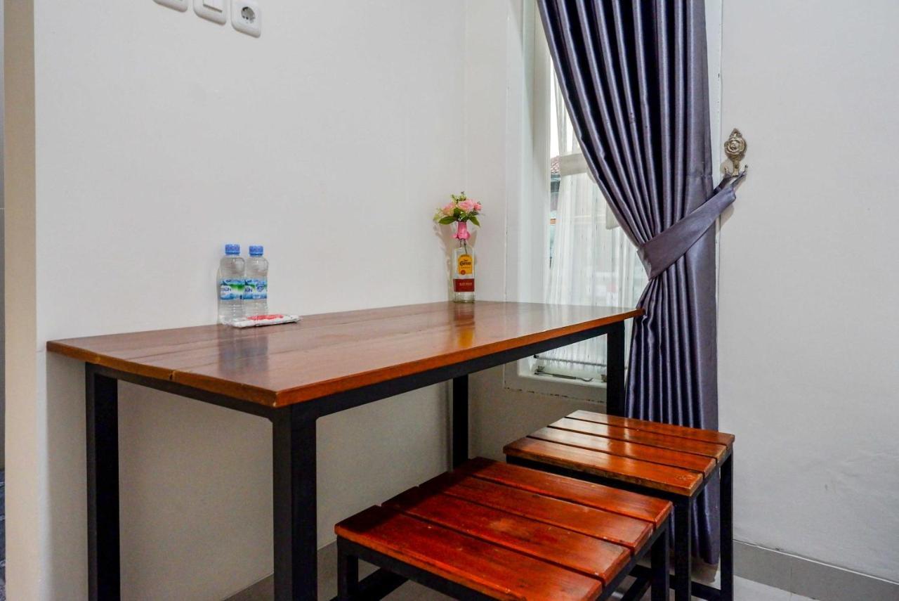 מלון Reddoorz Syariah Near Rs Mitra Keluarga Tegal מראה חיצוני תמונה